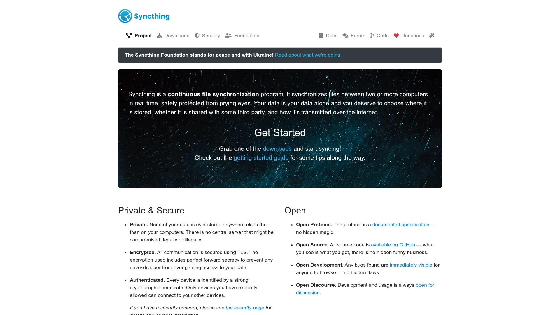 Syncthing official homepage showing the open-source continuous file synchronization tool